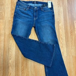 Hollister Low Rise Boot Jeans